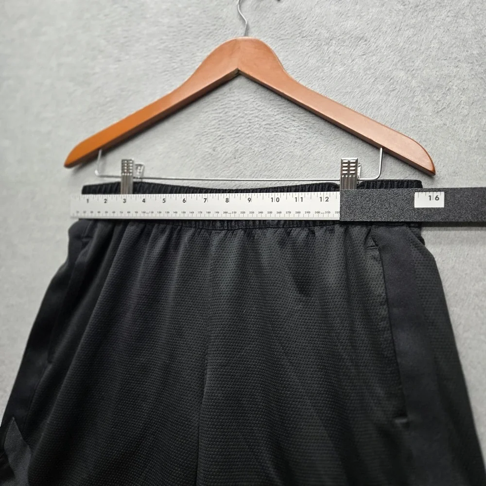 Air Jordan Men Activewear Shorts M Black Athletic Sweat Jumpman Logo Dri-Fit